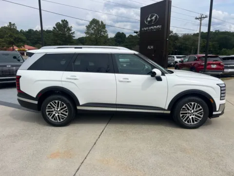 More photos of 2026 Hyundai Palisade SEL at ALM Hyundai West, GA