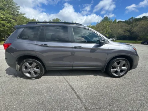 More photos of 2021 Honda Passport Touring at ALM Hyundai West, GA