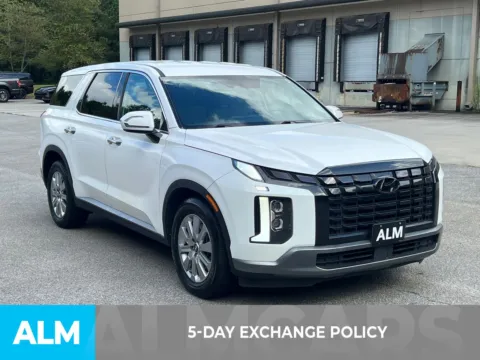 More photos of 2023 Hyundai Palisade SE at ALM Hyundai West, GA