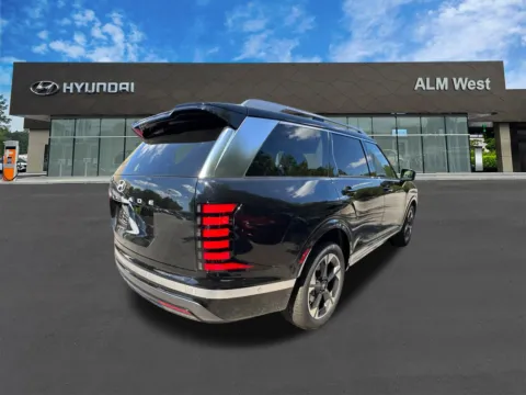 More photos of 2026 Hyundai Palisade Limited at ALM Hyundai West, GA