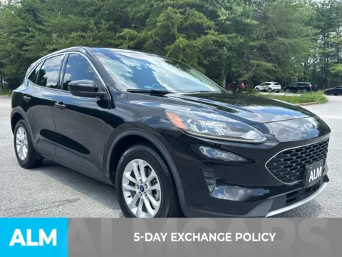 More photos of 2020 Ford Escape SE at ALM Hyundai West, GA