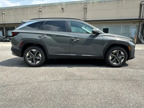 More photos of 2025 Hyundai Tucson SEL at ALM Hyundai West, GA