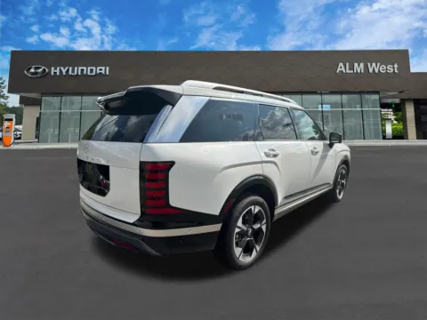 More photos of 2026 Hyundai Palisade Limited at ALM Hyundai West, GA