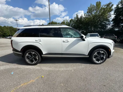 More photos of 2026 Hyundai Palisade Limited at ALM Hyundai West, GA