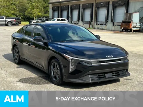 More photos of 2025 Kia K4 LXS at ALM Hyundai West, GA