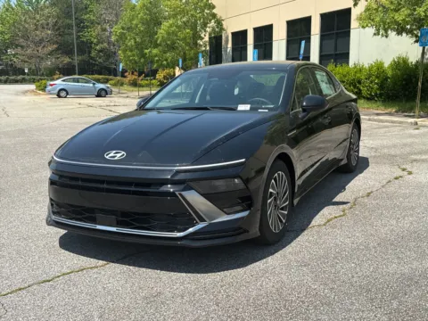Black 2025 Hyundai Sonata Hybrid SEL for sale in Lithia Springs, GA