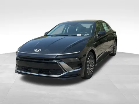 Black 2025 Hyundai Sonata Hybrid SEL for sale in Lithia Springs, GA