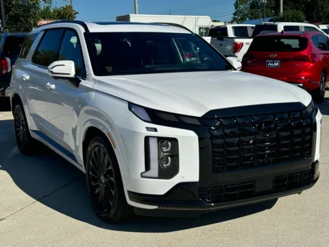 Another view of 2025 Hyundai Palisade Calligraphy Night Edition for sale in Lithia Springs, GA at ALM Hyundai West