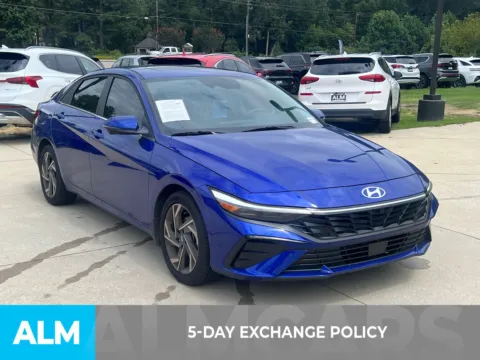More photos of 2024 Hyundai Elantra Limited at ALM Hyundai West, GA