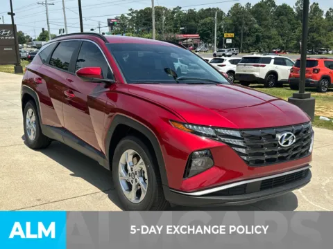 More photos of 2024 Hyundai Tucson SEL at ALM Hyundai West, GA