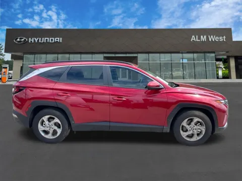 More photos of 2024 Hyundai Tucson SEL at ALM Hyundai West, GA