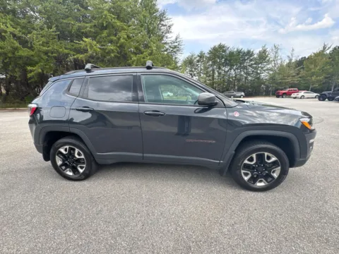 More photos of 2018 Jeep Compass Trailhawk at ALM Hyundai West, GA