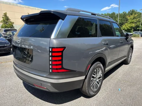 More photos of 2026 Hyundai Palisade SEL at ALM Hyundai West, GA