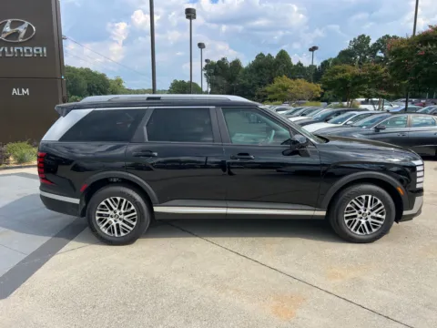 More photos of 2026 Hyundai Palisade SEL at ALM Hyundai West, GA