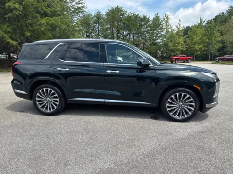 More photos of 2025 Hyundai Palisade Calligraphy at ALM Hyundai West, GA