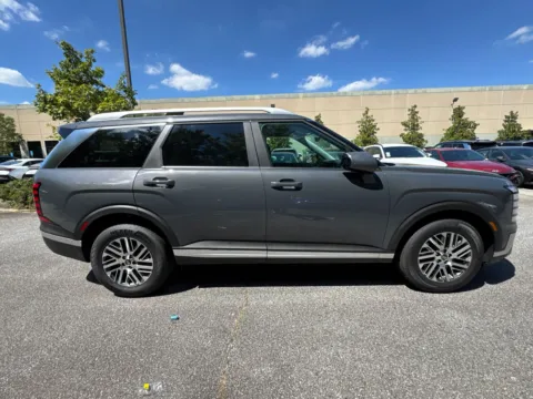 More photos of 2026 Hyundai Palisade SEL at ALM Hyundai West, GA