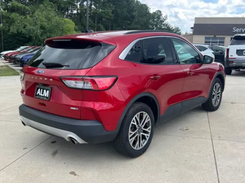 More photos of 2020 Ford Escape SEL at ALM Hyundai West, GA