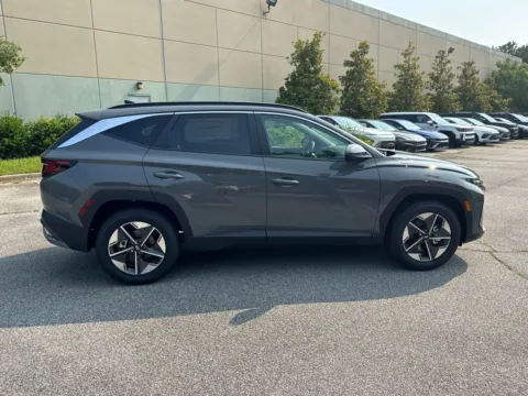 More photos of 2025 Hyundai Tucson SEL at ALM Hyundai West, GA