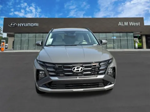 Photos of 2025 Hyundai Tucson SEL for sale in Lithia Springs, GA at ALM Hyundai West