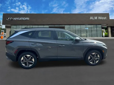 More photos of 2025 Hyundai Tucson SEL at ALM Hyundai West, GA
