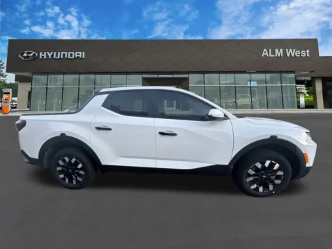More photos of 2026 Hyundai Santa Cruz SE at ALM Hyundai West, GA