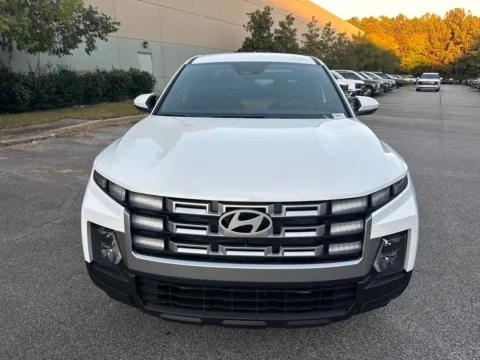 Photos of 2026 Hyundai Santa Cruz SE for sale in Lithia Springs, GA at ALM Hyundai West