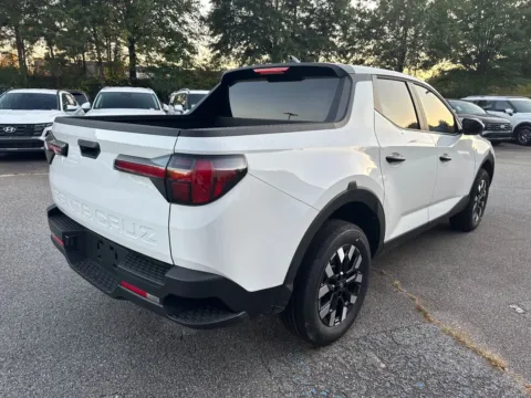 More photos of 2026 Hyundai Santa Cruz SE at ALM Hyundai West, GA