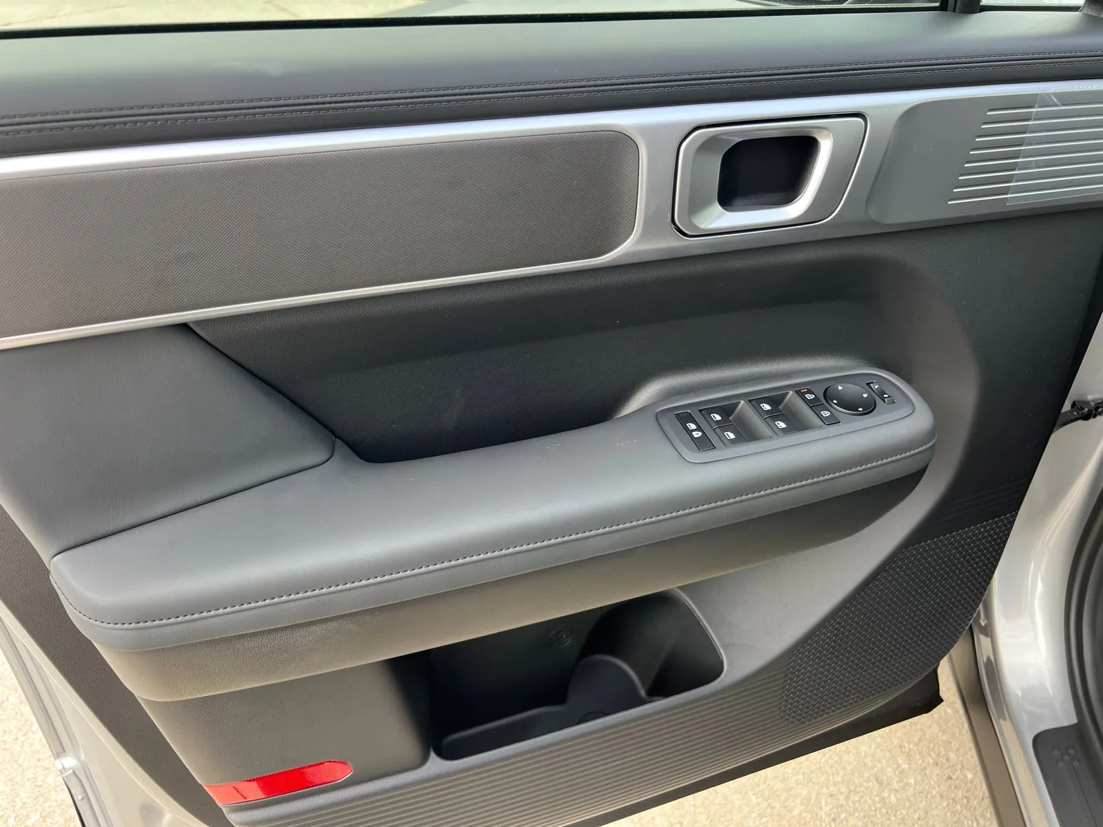 2026 Hyundai Santa Fe SEL - Photo 12