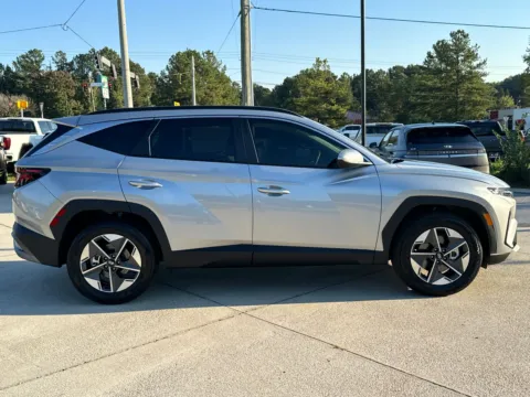 More photos of 2025 Hyundai Tucson SEL at ALM Hyundai West, GA