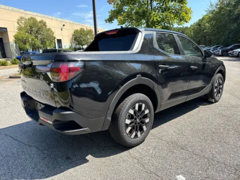 More photos of 2026 Hyundai Santa Cruz SE at ALM Hyundai West, GA