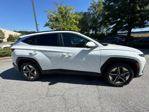More photos of 2025 Hyundai Tucson SEL at ALM Hyundai West, GA