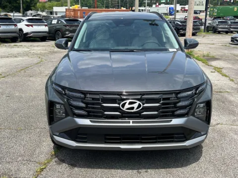 Photos of 2025 Hyundai Tucson SEL for sale in Lithia Springs, GA at ALM Hyundai West