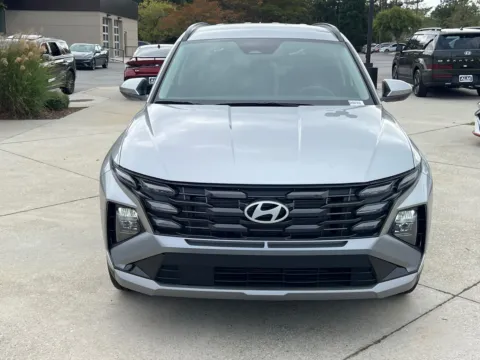 Photos of 2025 Hyundai Tucson SEL for sale in Lithia Springs, GA at ALM Hyundai West
