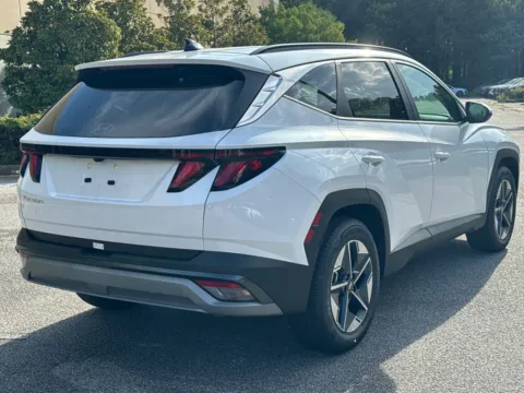 More photos of 2025 Hyundai Tucson SEL at ALM Hyundai West, GA