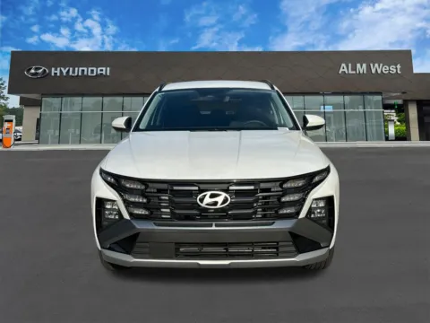 Photos of 2025 Hyundai Tucson SEL for sale in Lithia Springs, GA at ALM Hyundai West