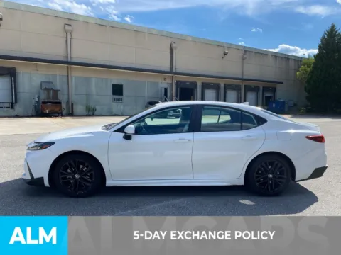 More photos of 2025 Toyota Camry SE at ALM Hyundai West, GA