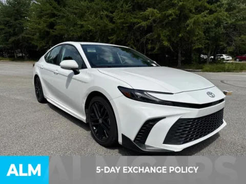 More photos of 2025 Toyota Camry SE at ALM Hyundai West, GA