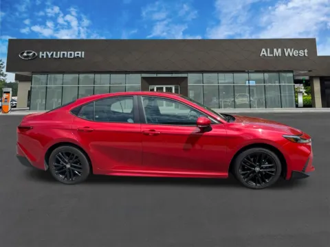 More photos of 2025 Toyota Camry SE at ALM Hyundai West, GA