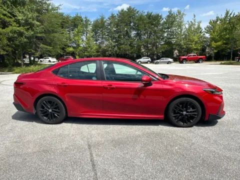 More photos of 2025 Toyota Camry SE at ALM Hyundai West, GA