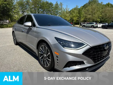 More photos of 2023 Hyundai Sonata Limited at ALM Hyundai West, GA