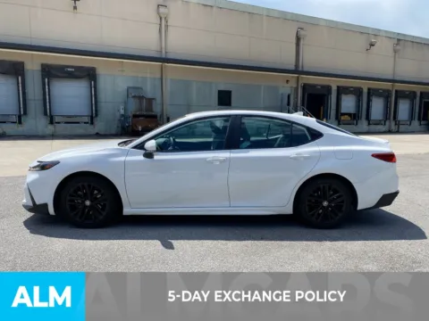More photos of 2025 Toyota Camry SE at ALM Hyundai West, GA