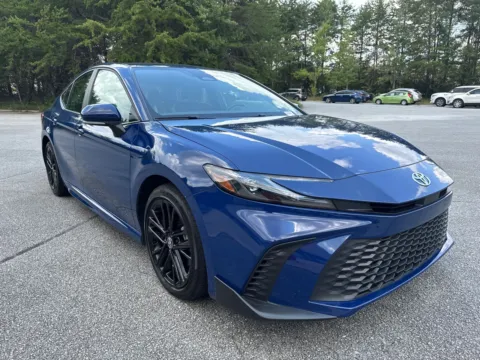 Another view of 2025 Toyota Camry SE for sale in Lithia Springs, GA at ALM Hyundai West