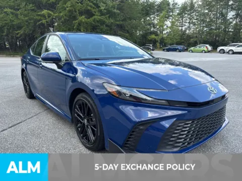 More photos of 2025 Toyota Camry SE at ALM Hyundai West, GA