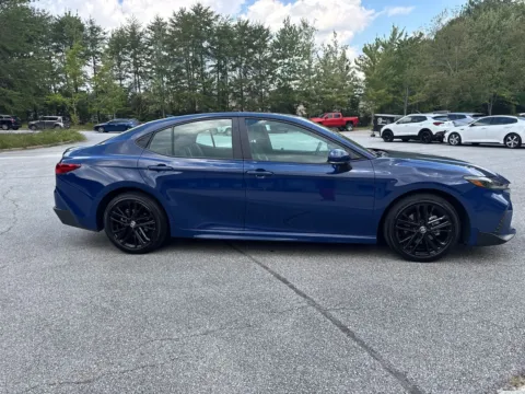 More photos of 2025 Toyota Camry SE at ALM Hyundai West, GA