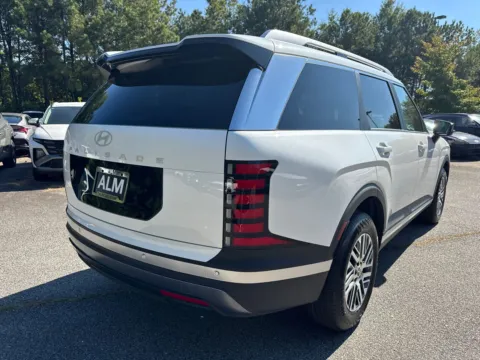 More photos of 2026 Hyundai Palisade SEL at ALM Hyundai West, GA