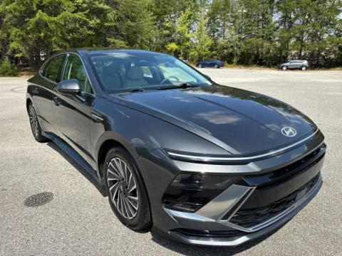 Another view of 2024 Hyundai Sonata Hybrid SEL for sale in Lithia Springs, GA at ALM Hyundai West