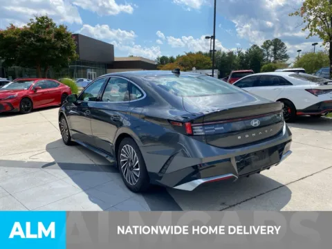 More photos of 2024 Hyundai Sonata Hybrid SEL at ALM Hyundai West, GA