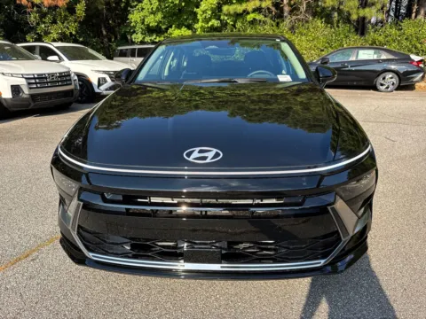 Photos of 2026 Hyundai Sonata SEL for sale in Lithia Springs, GA at ALM Hyundai West
