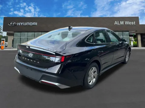 More photos of 2026 Hyundai Sonata SE at ALM Hyundai West, GA