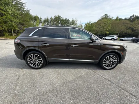 More photos of 2020 Lincoln Nautilus Reserve at ALM Hyundai West, GA